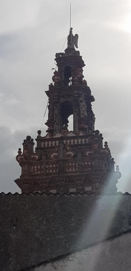 Entre Torres Villa Jerez De Los Caballeros Buitenkant foto